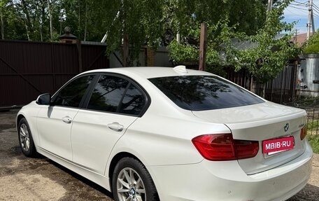 BMW 3 серия, 2014 год, 1 800 000 рублей, 11 фотография