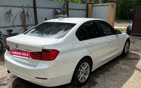BMW 3 серия, 2014 год, 1 800 000 рублей, 12 фотография