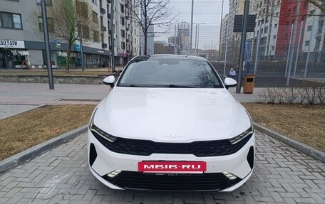 KIA K5, 2022 год, 2 800 000 рублей, 6 фотография