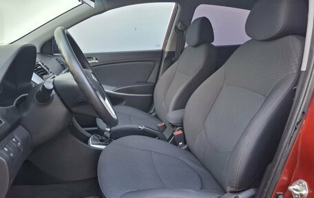 Hyundai Solaris II рестайлинг, 2012 год, 820 000 рублей, 10 фотография