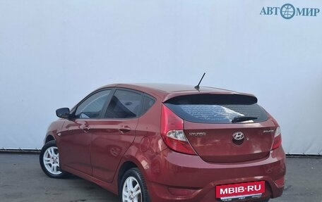 Hyundai Solaris II рестайлинг, 2012 год, 820 000 рублей, 7 фотография