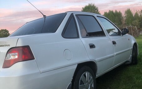 Daewoo Nexia I рестайлинг, 2010 год, 190 000 рублей, 4 фотография