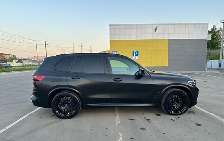 BMW X5, 2019 год, 9 000 000 рублей, 3 фотография