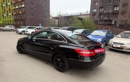 Mercedes-Benz E-Класс, 2011 год, 1 250 000 рублей, 4 фотография