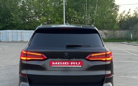 BMW X5, 2019 год, 9 000 000 рублей, 2 фотография