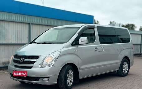 Hyundai Grand Starex Grand Starex I рестайлинг 2, 2009 год, 1 700 000 рублей, 1 фотография