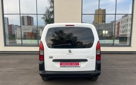 Peugeot Partner II рестайлинг 2, 2013 год, 580 000 рублей, 12 фотография