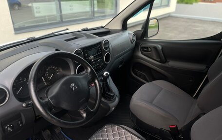 Peugeot Partner II рестайлинг 2, 2013 год, 580 000 рублей, 19 фотография