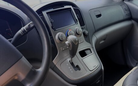 Hyundai Grand Starex Grand Starex I рестайлинг 2, 2009 год, 1 700 000 рублей, 7 фотография