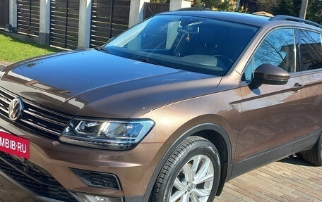 Volkswagen Tiguan II, 2019 год, 2 300 000 рублей, 4 фотография