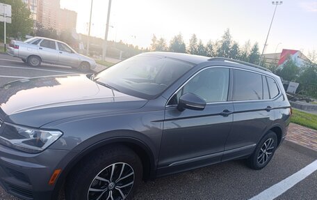Volkswagen Tiguan II, 2021 год, 2 890 000 рублей, 2 фотография