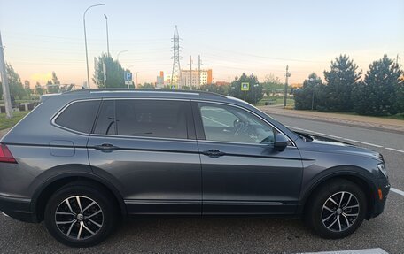 Volkswagen Tiguan II, 2021 год, 2 890 000 рублей, 5 фотография