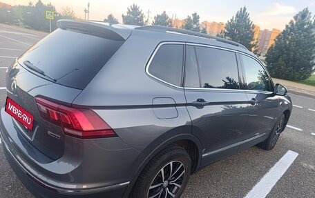 Volkswagen Tiguan II, 2021 год, 2 890 000 рублей, 4 фотография