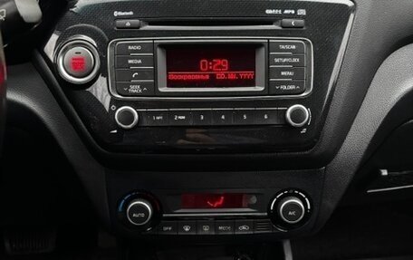KIA Rio III рестайлинг, 2015 год, 900 000 рублей, 6 фотография