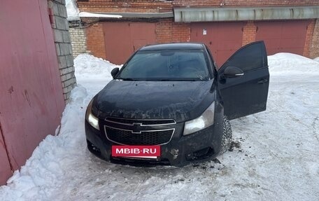 Chevrolet Cruze II, 2013 год, 600 000 рублей, 2 фотография