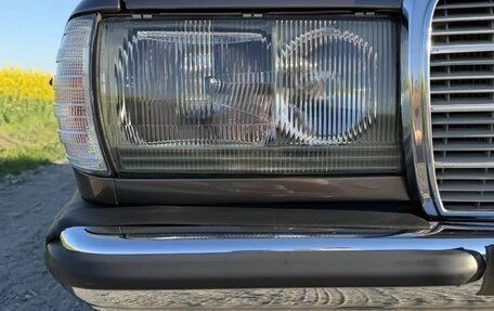 Mercedes-Benz W123, 1982 год, 2 100 000 рублей, 8 фотография