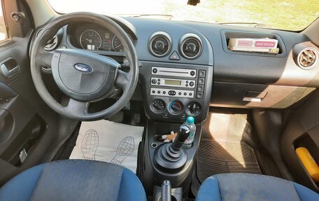 Ford Fiesta, 2005 год, 250 000 рублей, 8 фотография