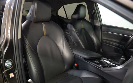 Toyota Camry, 2019 год, 2 549 000 рублей, 22 фотография