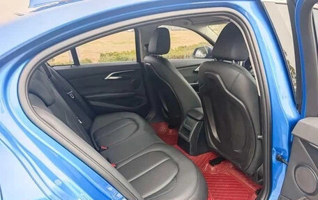BMW 1 серия, 2023 год, 1 570 000 рублей, 13 фотография