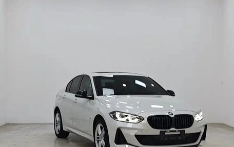 BMW 1 серия, 2023 год, 1 590 000 рублей, 3 фотография