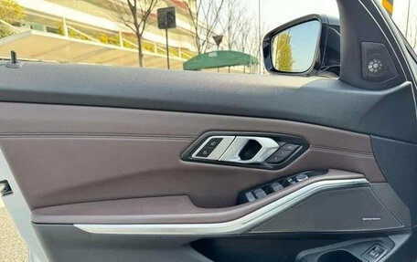 BMW 3 серия, 2023 год, 2 970 000 рублей, 12 фотография