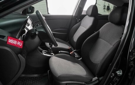 Hyundai Solaris II рестайлинг, 2013 год, 829 000 рублей, 10 фотография