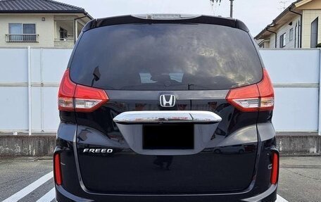 Honda Freed II, 2019 год, 1 180 000 рублей, 5 фотография