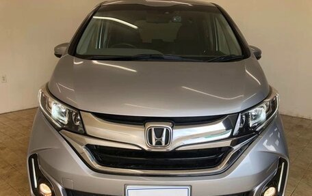 Honda Freed II, 2019 год, 1 135 000 рублей, 2 фотография