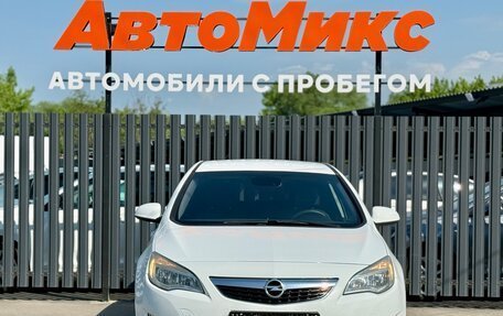 Opel Astra J, 2010 год, 590 000 рублей, 2 фотография