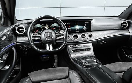 Mercedes-Benz E-Класс, 2020 год, 3 889 000 рублей, 6 фотография