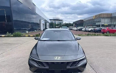 Hyundai Elantra, 2023 год, 1 370 000 рублей, 2 фотография