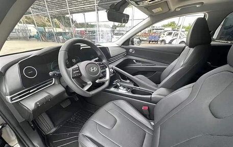 Hyundai Elantra, 2023 год, 1 370 000 рублей, 7 фотография