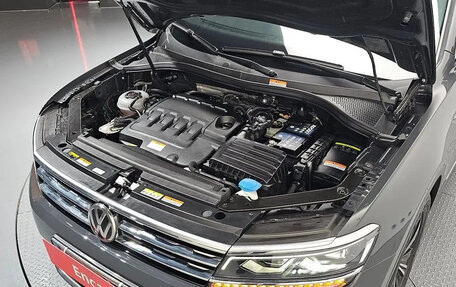Volkswagen Tiguan II, 2020 год, 2 442 222 рублей, 22 фотография