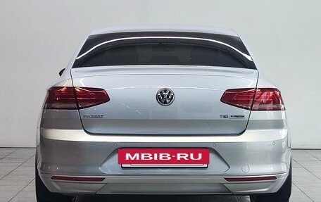 Volkswagen Passat B8 рестайлинг, 2015 год, 1 800 000 рублей, 6 фотография