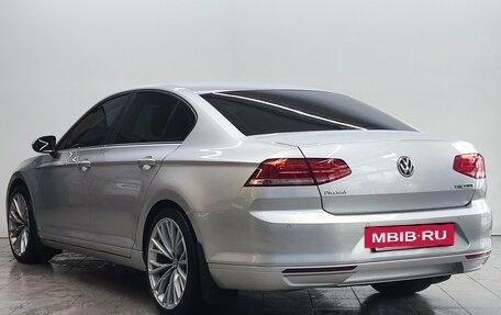 Volkswagen Passat B8 рестайлинг, 2015 год, 1 800 000 рублей, 7 фотография