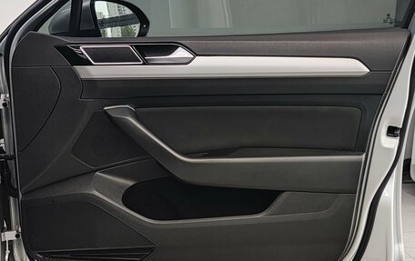 Volkswagen Passat B8 рестайлинг, 2015 год, 1 800 000 рублей, 31 фотография