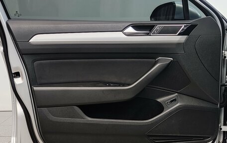 Volkswagen Passat B8 рестайлинг, 2015 год, 1 800 000 рублей, 30 фотография