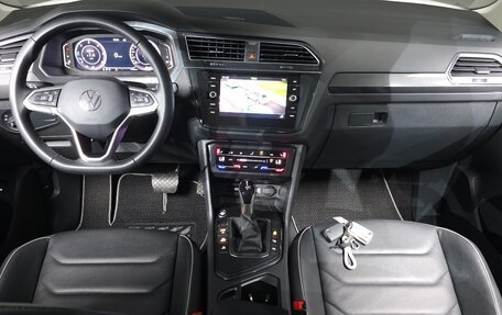 Volkswagen Tiguan II, 2022 год, 2 600 000 рублей, 7 фотография