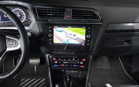 Volkswagen Tiguan II, 2022 год, 2 600 000 рублей, 17 фотография