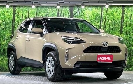 Toyota Yaris Cross, 2023 год, 1 430 000 рублей, 1 фотография
