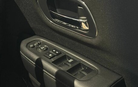Honda Vezel, 2014 год, 1 643 000 рублей, 16 фотография