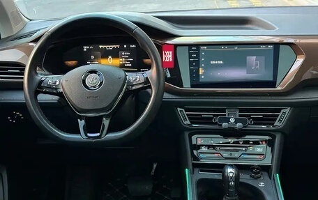 Volkswagen Tharu, 2023 год, 1 530 888 рублей, 10 фотография