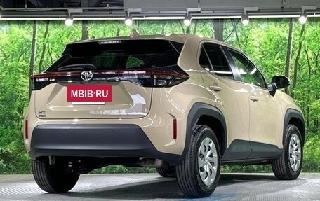 Toyota Yaris Cross, 2023 год, 1 430 000 рублей, 2 фотография