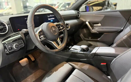 Mercedes-Benz A-Класс, 2020 год, 1 540 000 рублей, 8 фотография