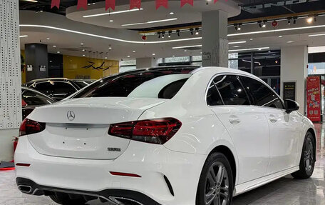 Mercedes-Benz A-Класс, 2020 год, 1 540 000 рублей, 3 фотография