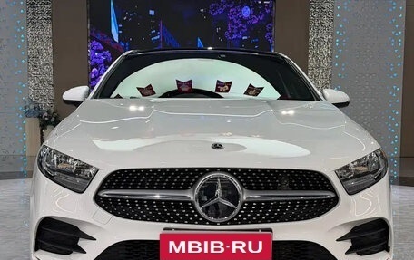 Mercedes-Benz A-Класс, 2020 год, 1 540 000 рублей, 5 фотография