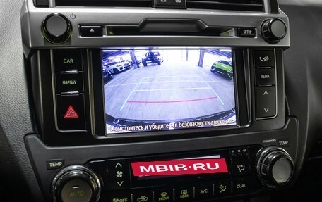 Toyota Land Cruiser Prado 150 рестайлинг 2, 2017 год, 3 949 000 рублей, 18 фотография