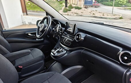 Mercedes-Benz V-Класс, 2014 год, 3 500 000 рублей, 20 фотография