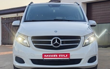 Mercedes-Benz V-Класс, 2014 год, 3 500 000 рублей, 22 фотография