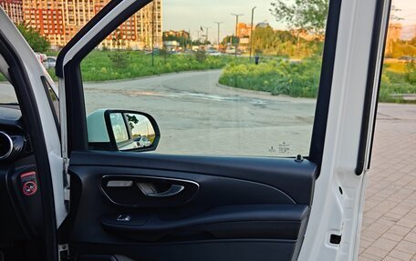 Mercedes-Benz V-Класс, 2014 год, 3 500 000 рублей, 29 фотография